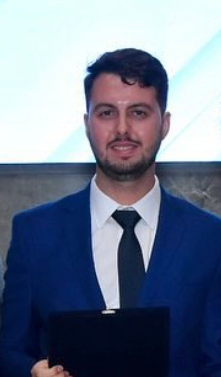 Dr. Victor Jaques Pimentel Bagesteiro Alves